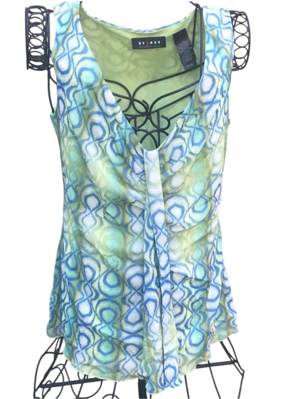 Axcess Liz Claiborne Summer Sleeveless Top size medium